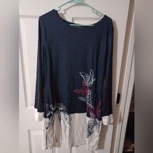 Cute long sleeeve Dress with flowers L